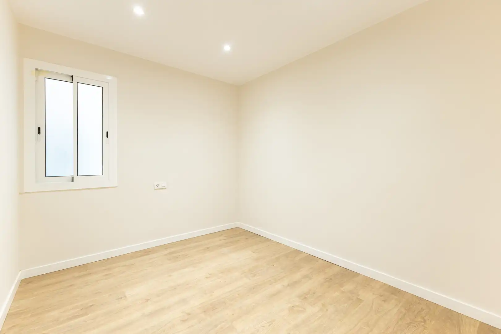 Wohnung mit Aufzug zum Verkauf in Carrer de la Conca de Tremp, imagen 17
