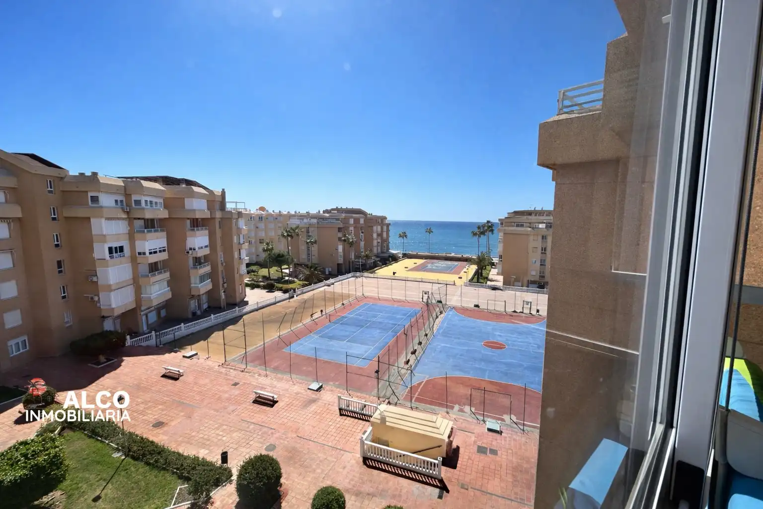 Habitación de Piso en venta en Torrox con Terraza y Piscina