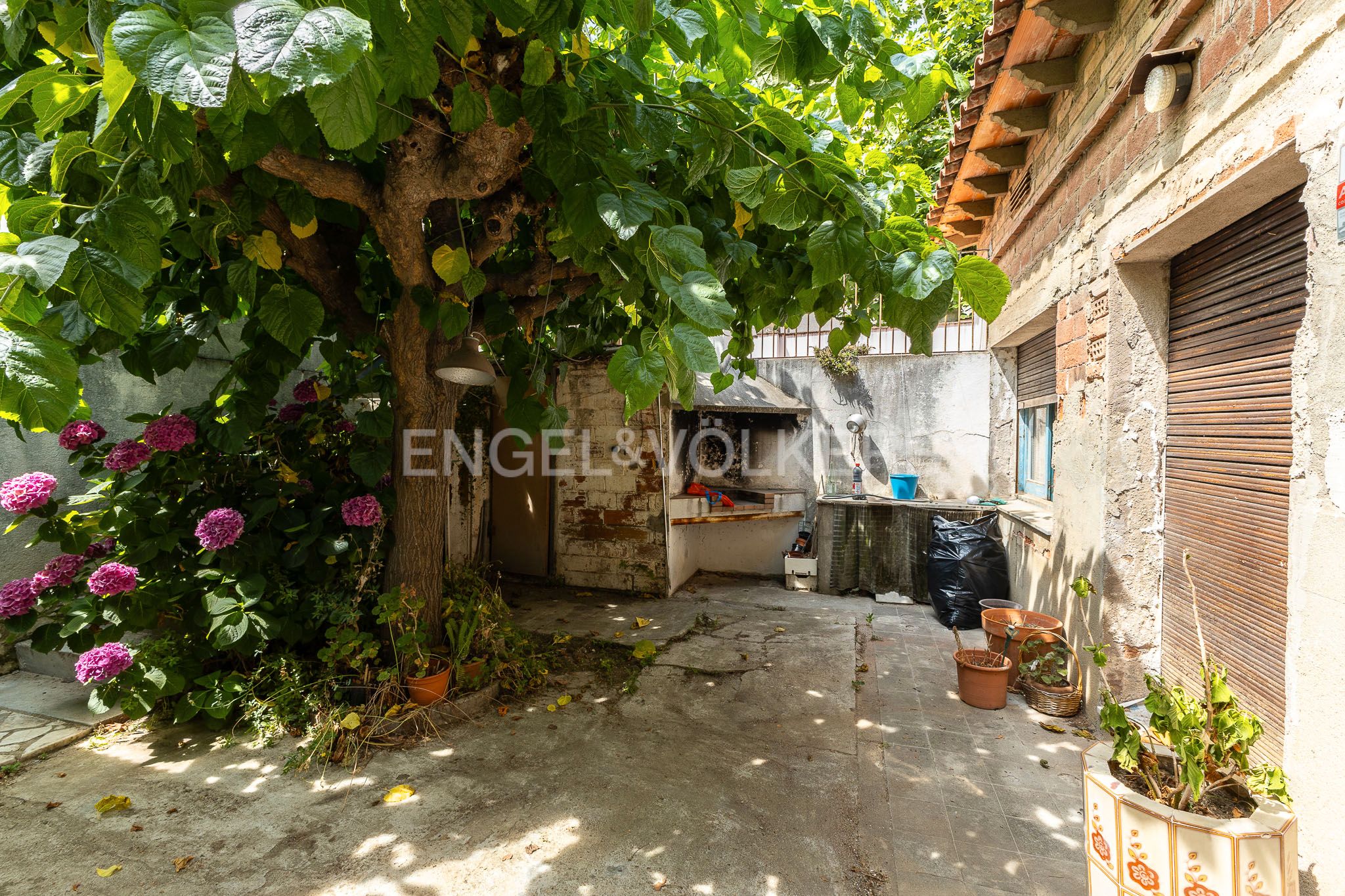 Vista exterior de Casa o xalet en venda en Premià de Mar amb Calefacció, Jardí privat i Terrassa