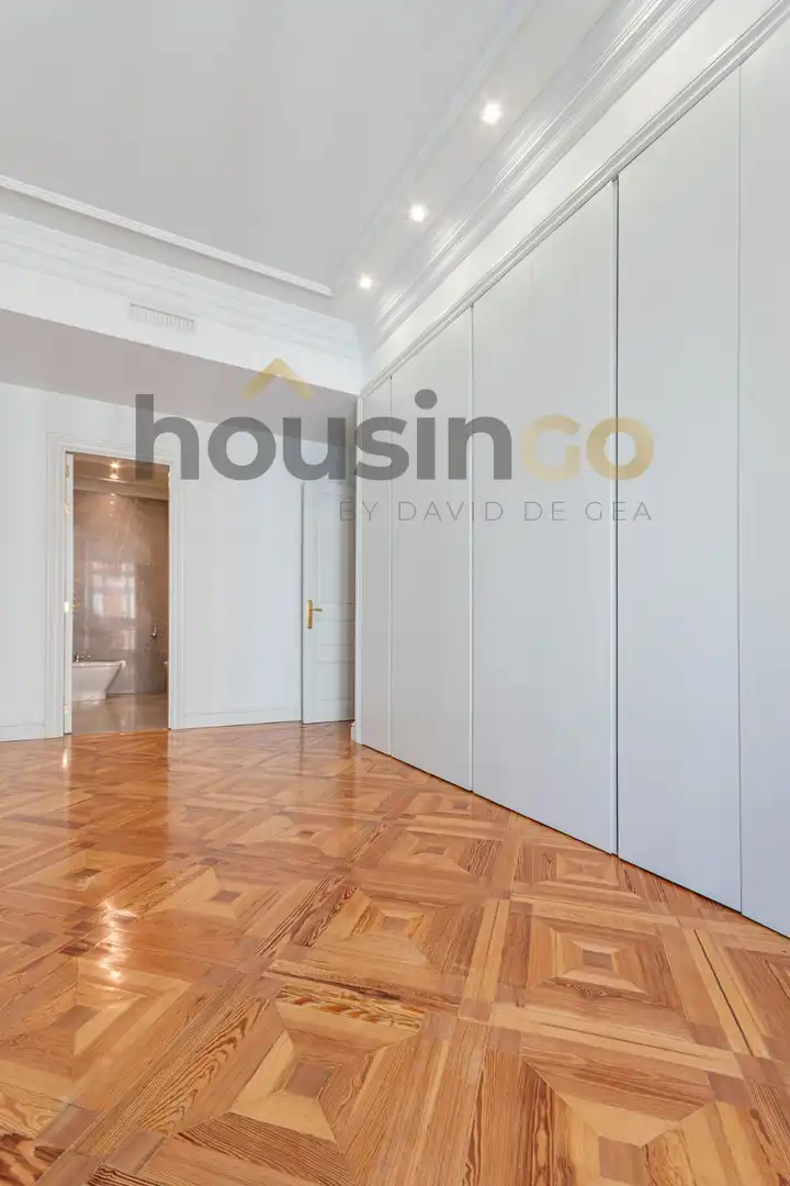 Living room of Flat for rent in Madrid  with Air Conditioner, Heating and Terrace