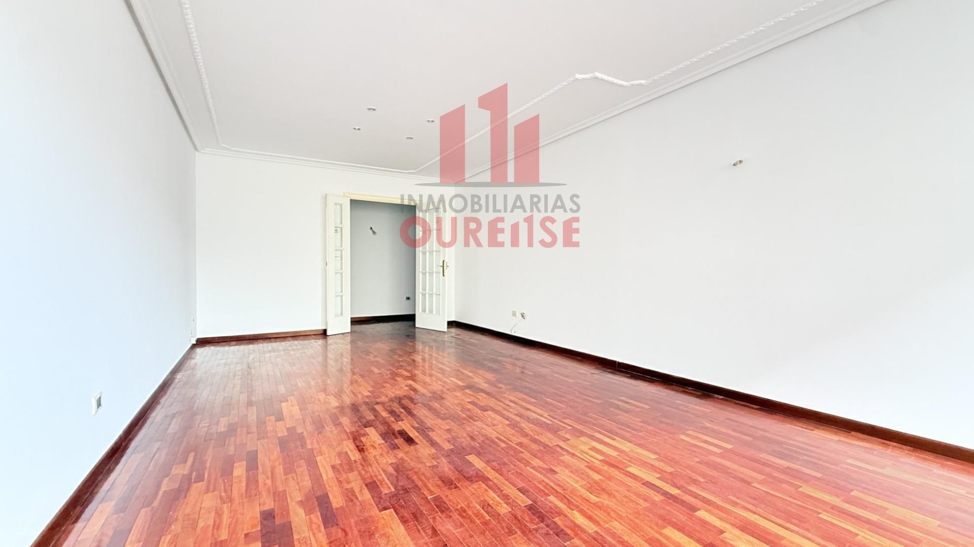 Flat for sale in Ourense Capital   with Storage room