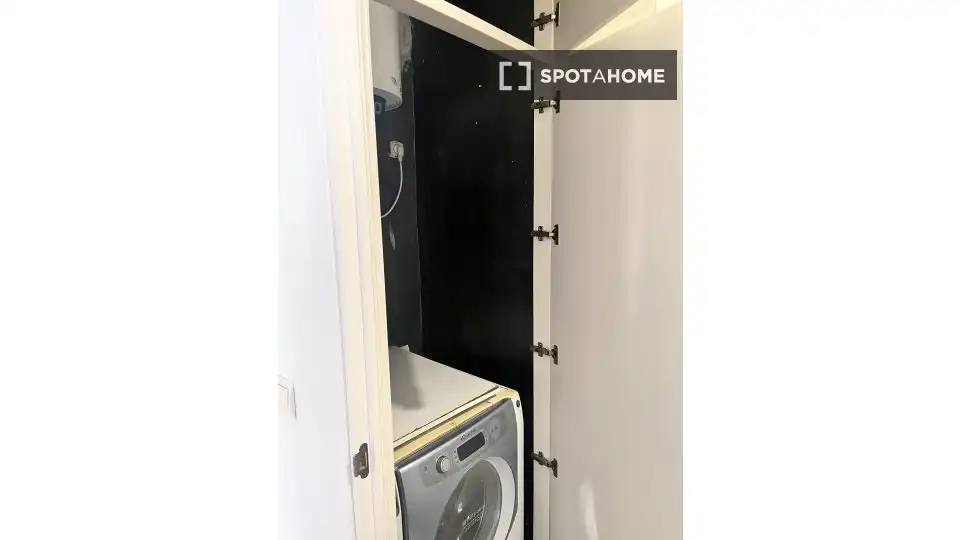Appartamento con terrazza in affitto a Tetuán, imagen 17