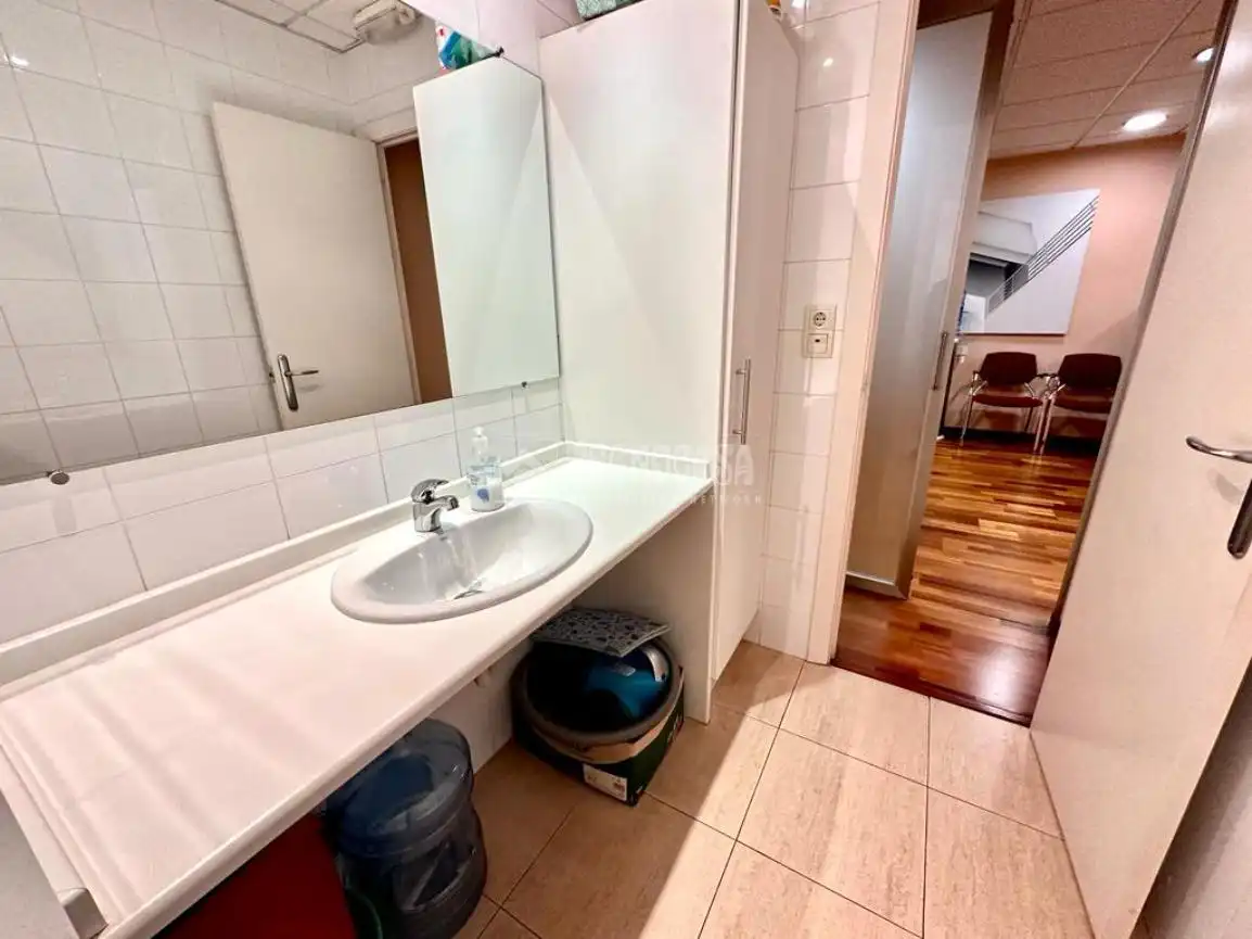 Bureau avec ascenseur à vendre à Eixample, imagen 15