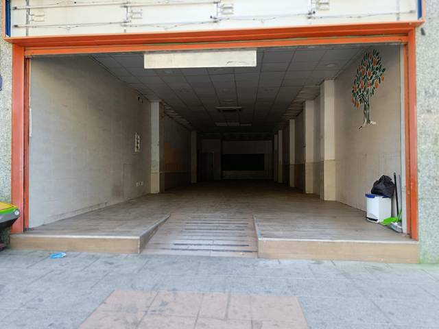 Local comercial en Alquiler en Villafontana - Estoril I