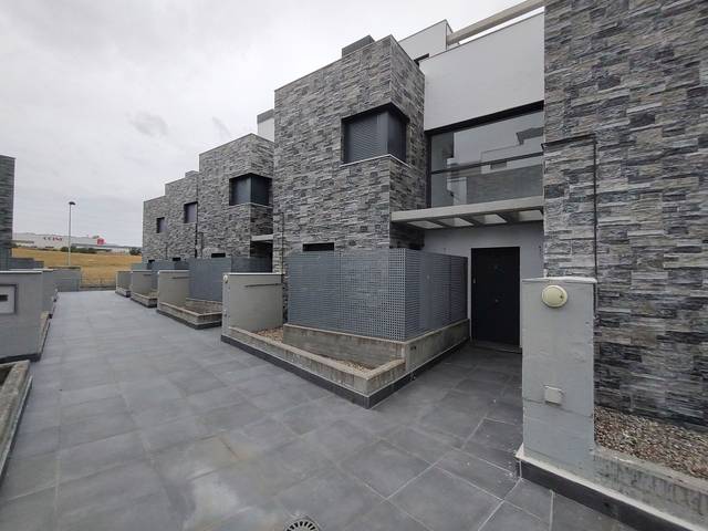 Casa-chalet en Venta en lago de sanabria, 30 en La Flecha - Monasterio del Prado