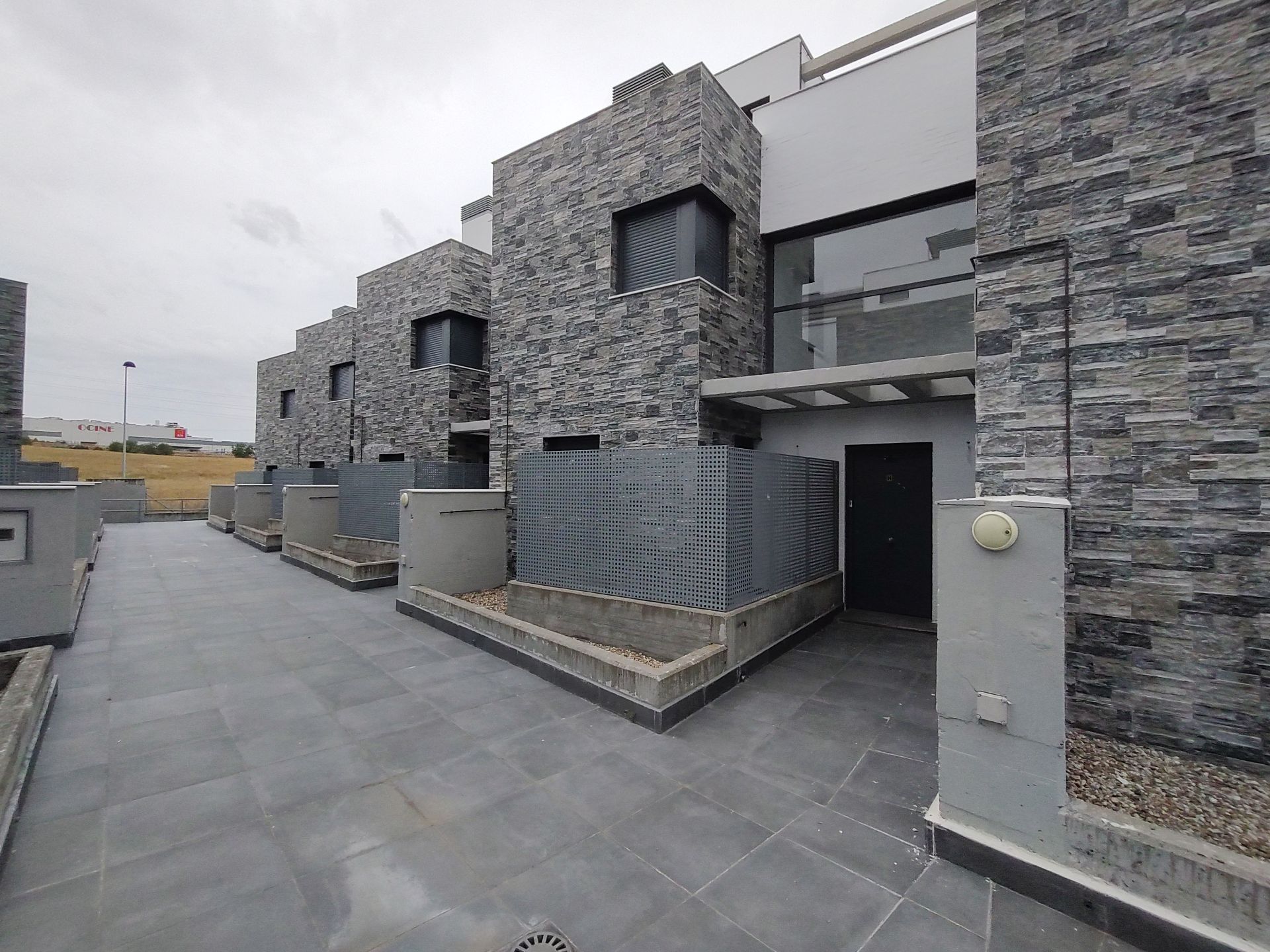 Exterior view of House or chalet for sale in Arroyo de la Encomienda  with Heating, Private garden and Terrace