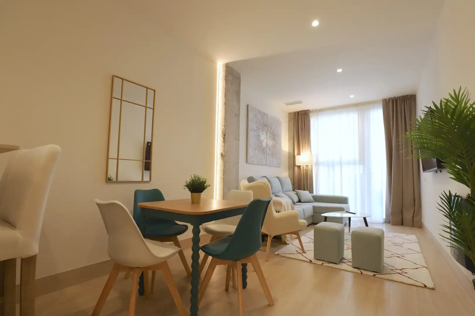 Wohnzimmer von Gebäude zum Verkauf in Madrid mit Alarm