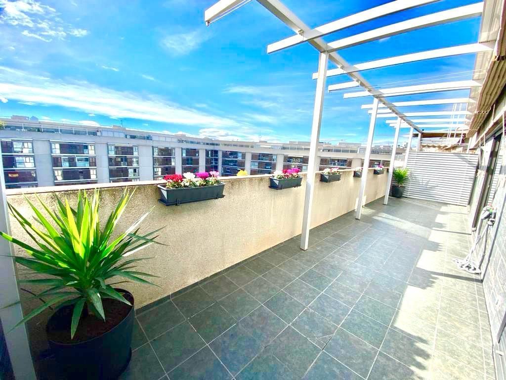 Terrassa de Àtic de lloguer en  Madrid Capital amb Aire condicionat, Calefacció i Terrassa