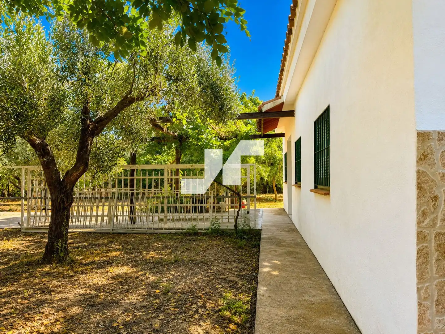 Vista exterior de Casa o xalet en venda en Almazora / Almassora amb Terrassa i Traster