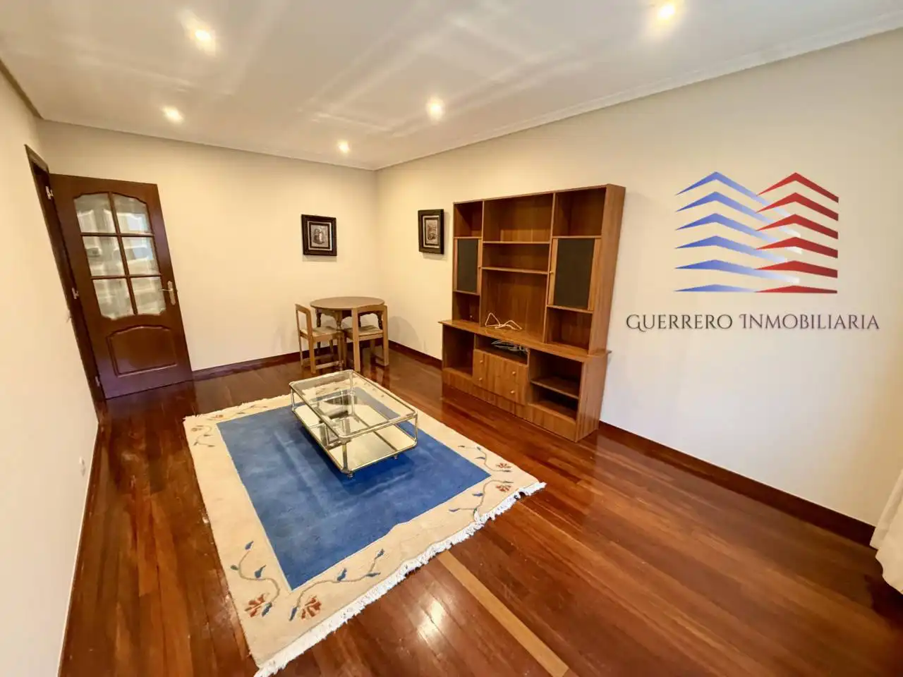 Sala de estar de Apartamento de alquiler en Ourense Capital  con Calefacción, Parquet y Trastero