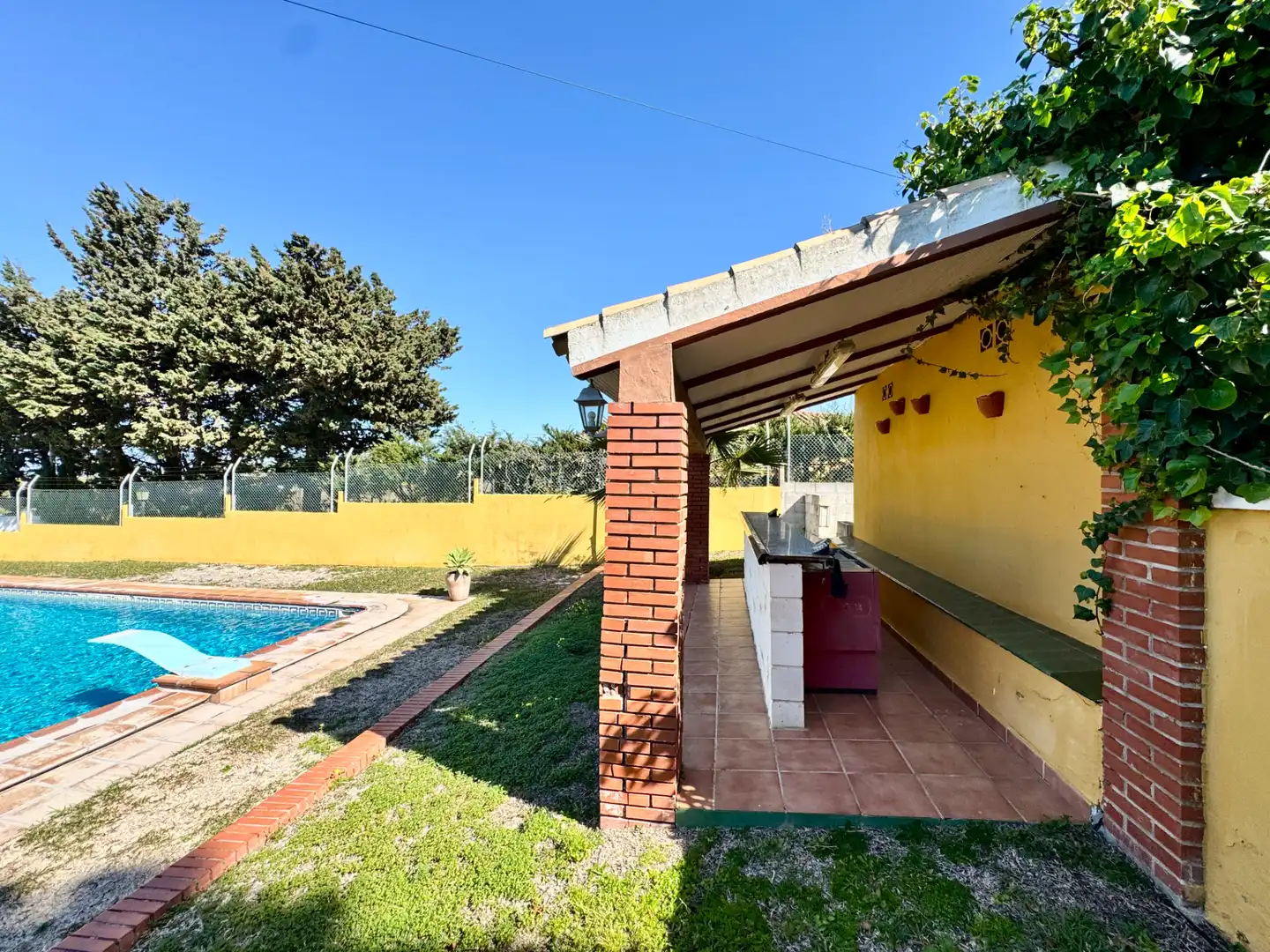 Terraza de Casa o chalet en venta en Chiclana de la Frontera con Aire acondicionado, Calefacción y Jardín privado