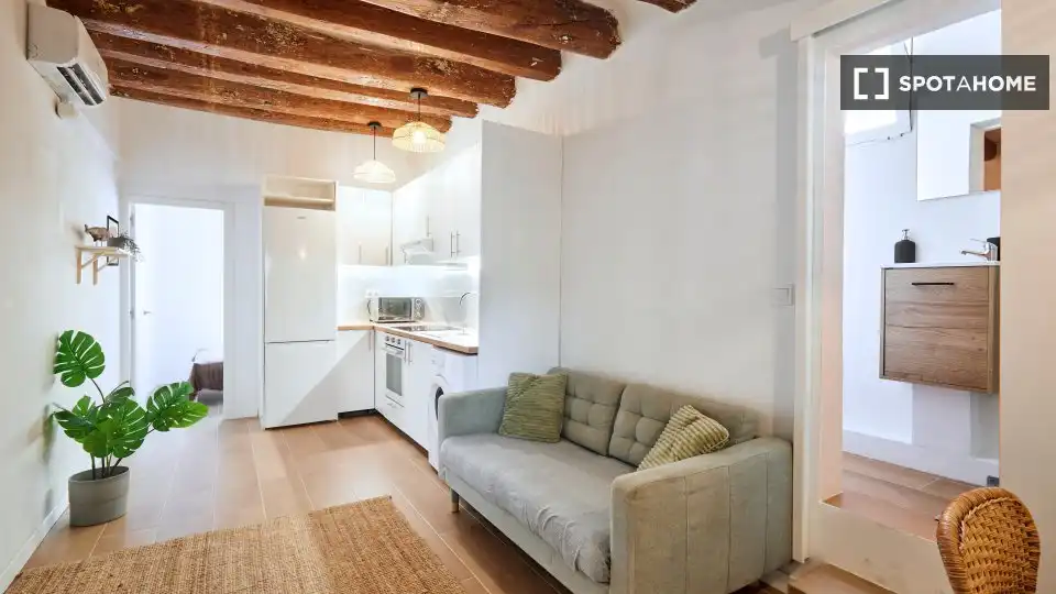 Fotografía del inmueble reportado: 1.700 €/mes — El Raval, Barcelona