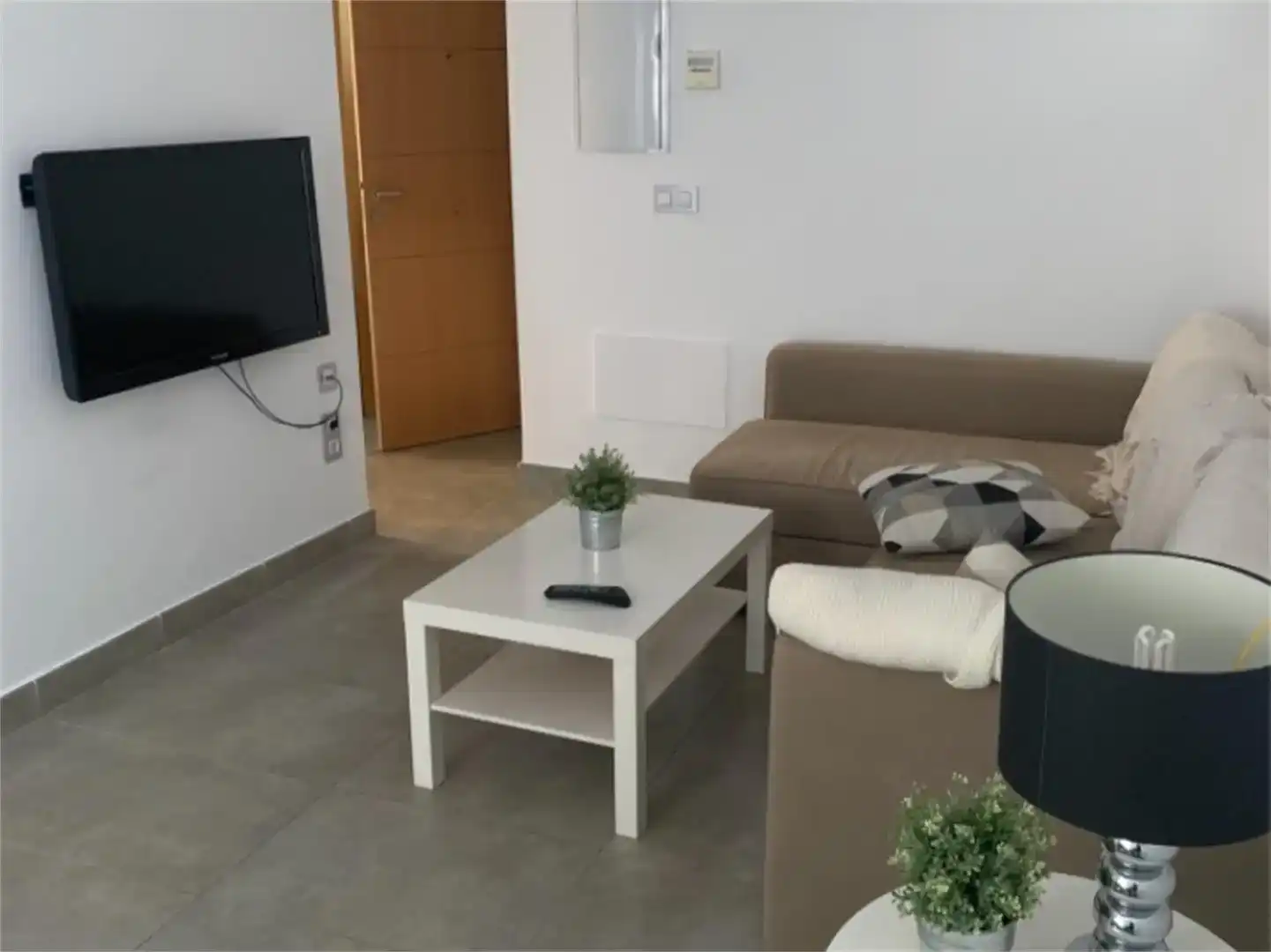 Living room of Flat for rent in Rota  with Air Conditioner, Private garden and Swimming Pool