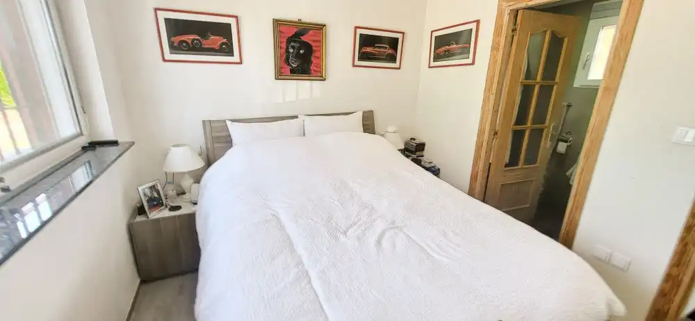 Dormitori de Casa o xalet en venda en Monóvar  / Monòver