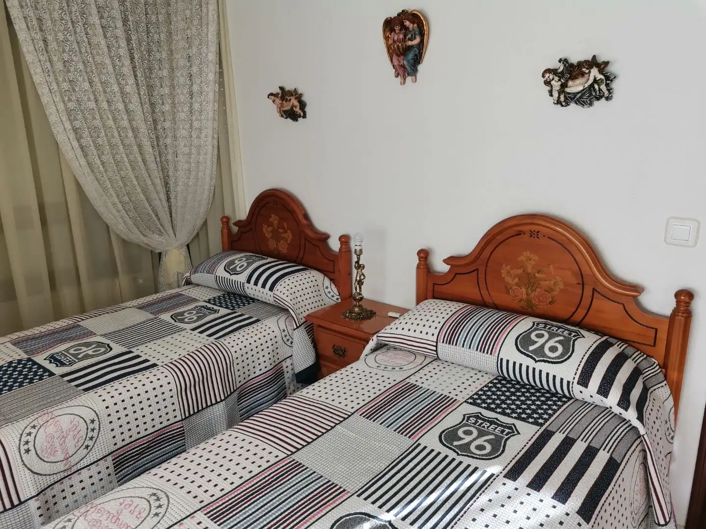 Schlafzimmer von Wohnung zur Miete in Noja mit Heizung, Privatgarten und Terrasse