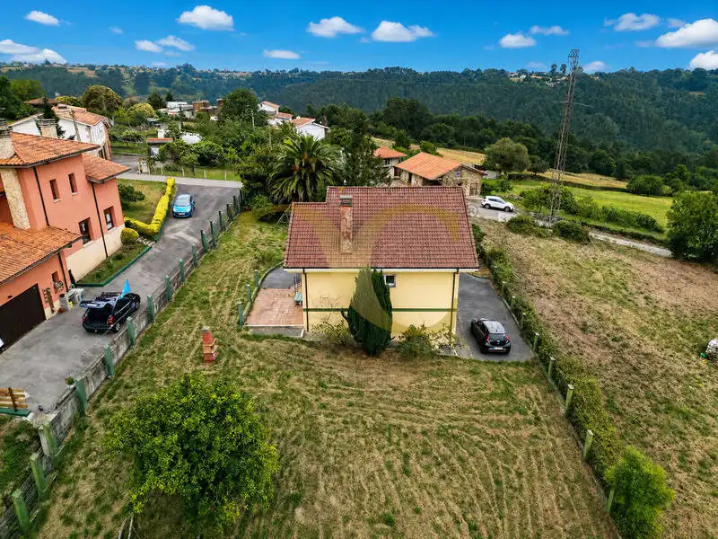 Casa o xalet en venda en Villaviciosa amb Calefacció, Jardí privat i Terrassa