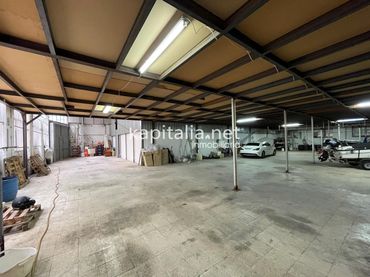 Nave industrial en venta en Bocairent
