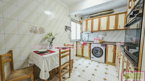 Foto 4 de Piso en venta en Rio Deva, Fozaneldi - Tenderina, Oviedo