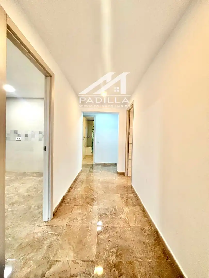 Casa adosada en venta en El Viso de San Juan con Calefacción