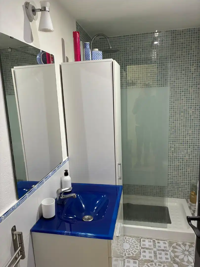 Bany de Estudi de lloguer en Granada amb Moblat