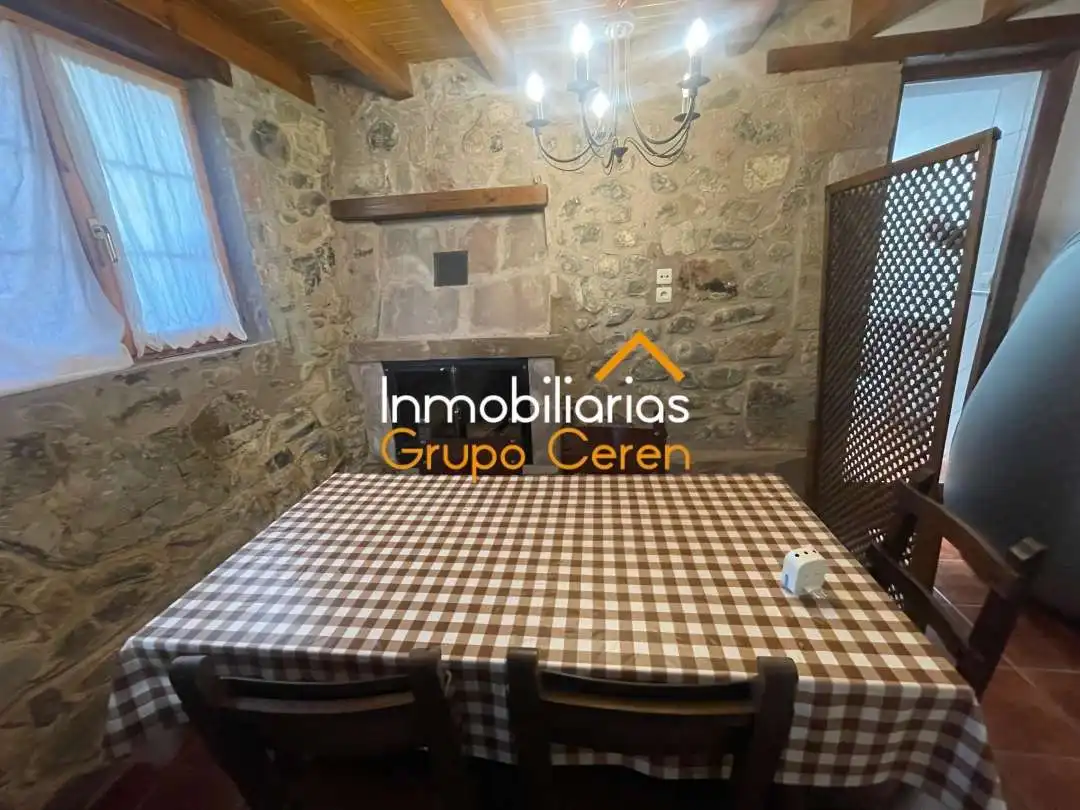 Houses for sale in Santa Cruz del Valle Urbión