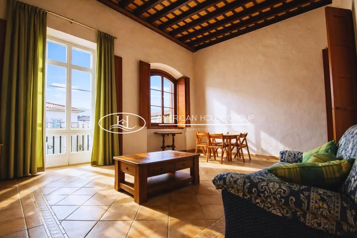 Sala de estar de Edificio en venta en Chiclana de la Frontera