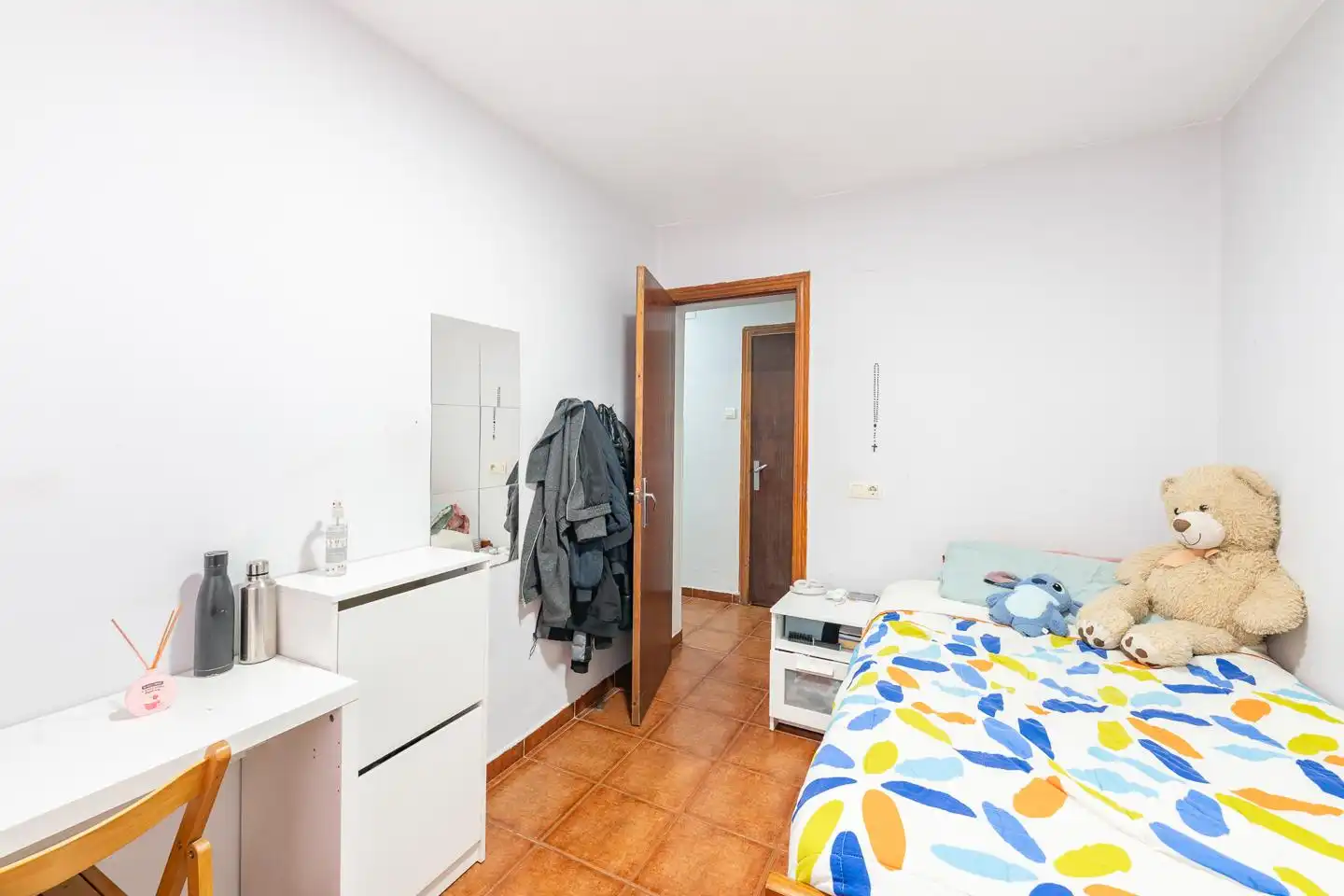 Habitación de Planta baja en venta en Oviedo  con Calefacción y Amueblado