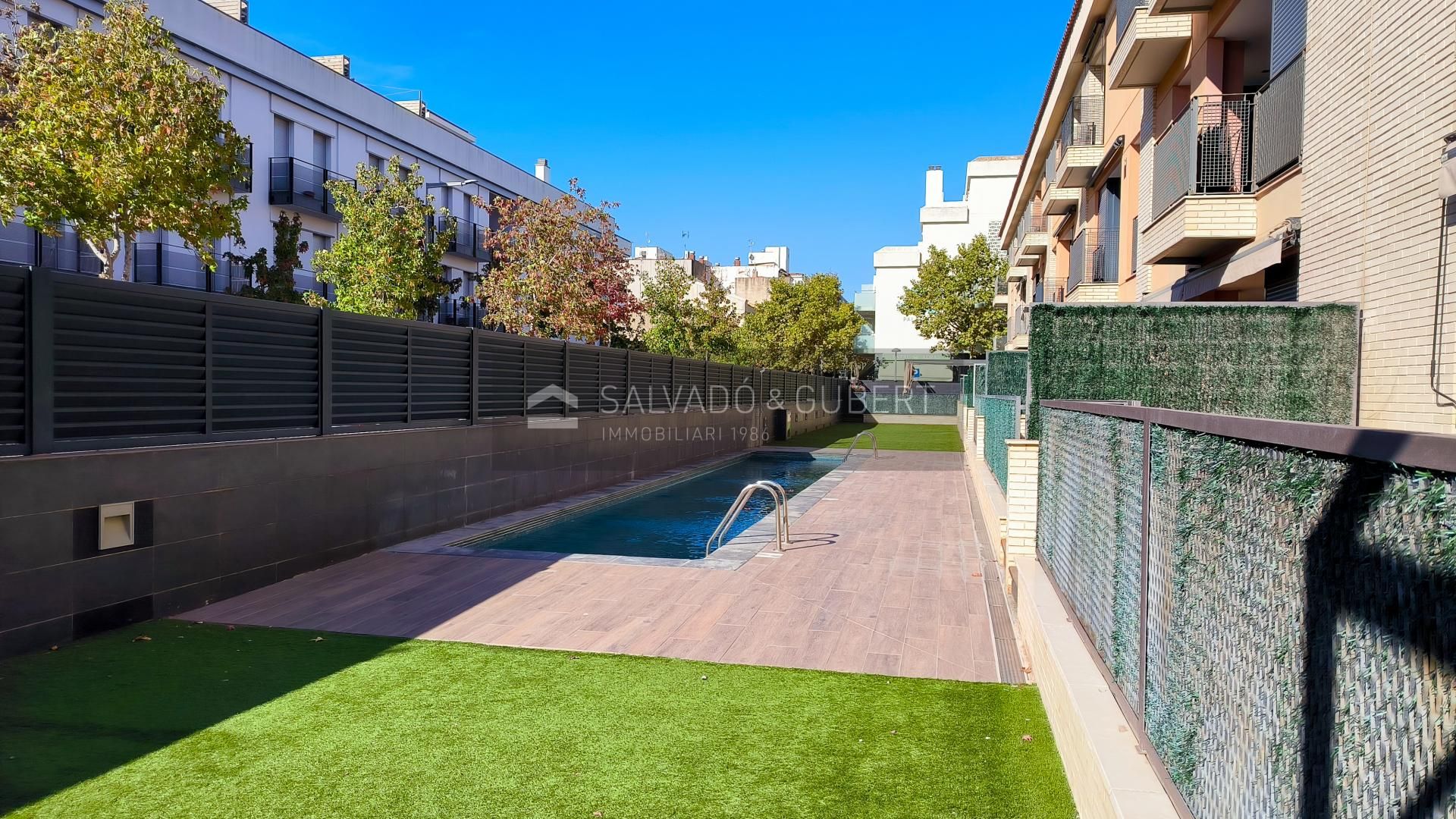 Piscina de Apartament en venda en Palamós amb Calefacció