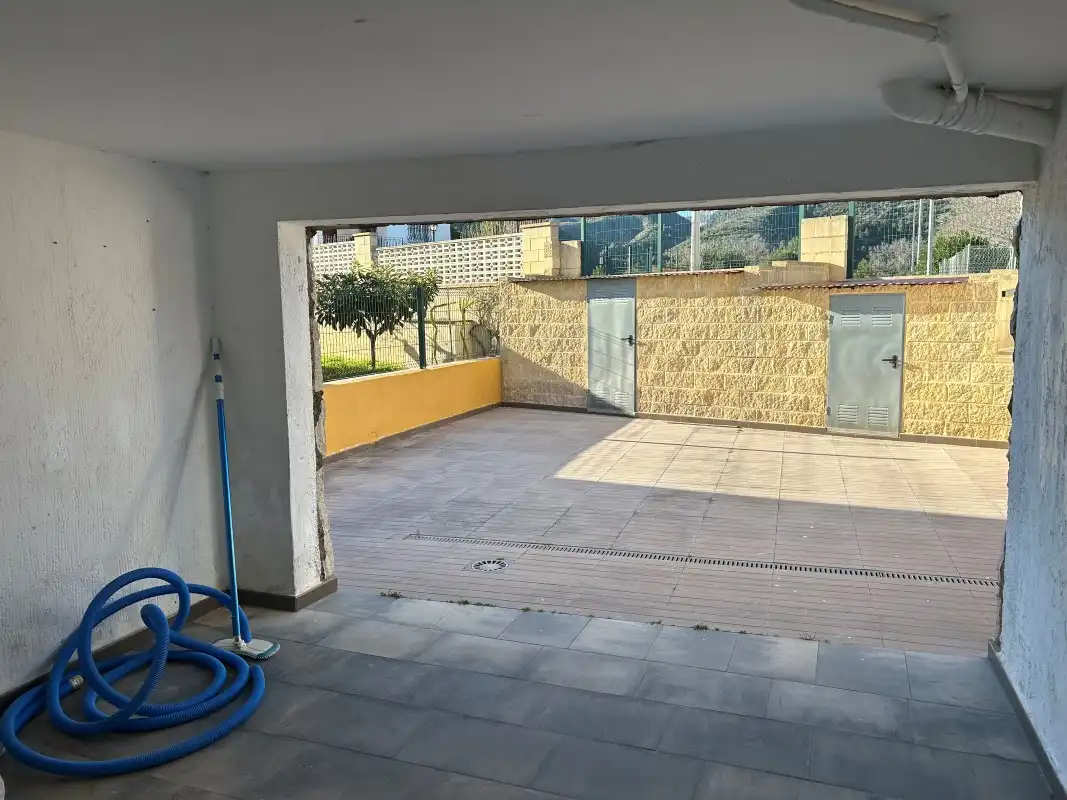 Terrassa de Casa o xalet en venda en Gandia amb Aire condicionat, Jardí privat i Terrassa