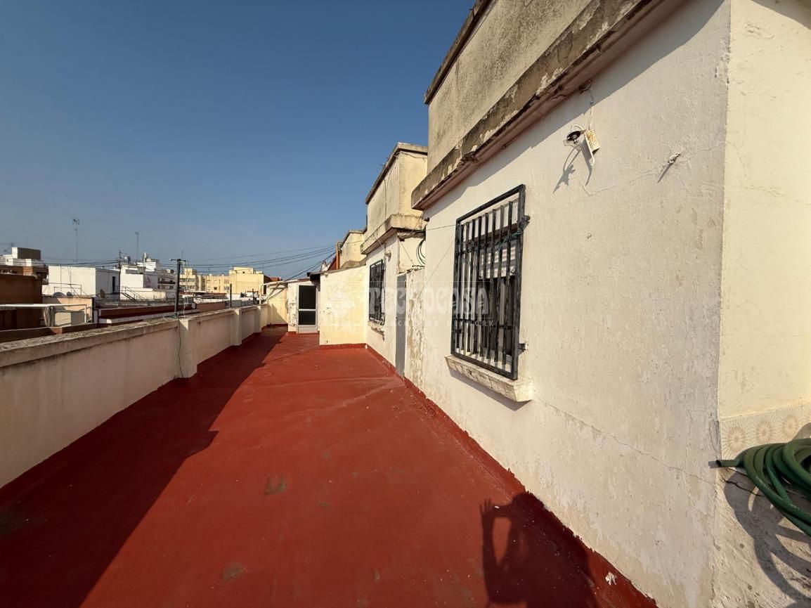 Exterior view of Attic for sale in  Valencia Capital
