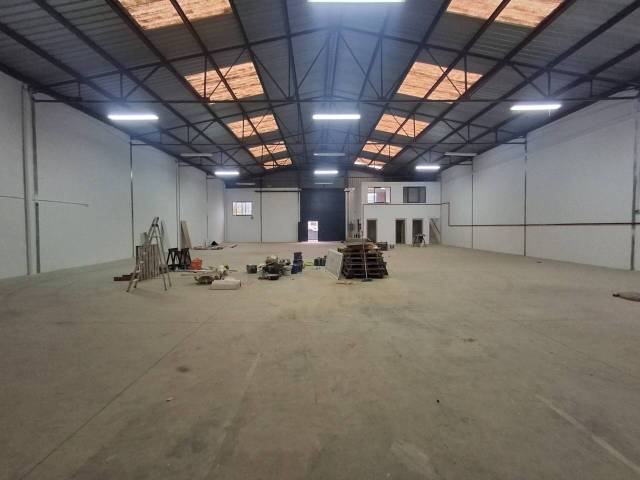 Nave industrial en Alquiler en Metro - Auditorio