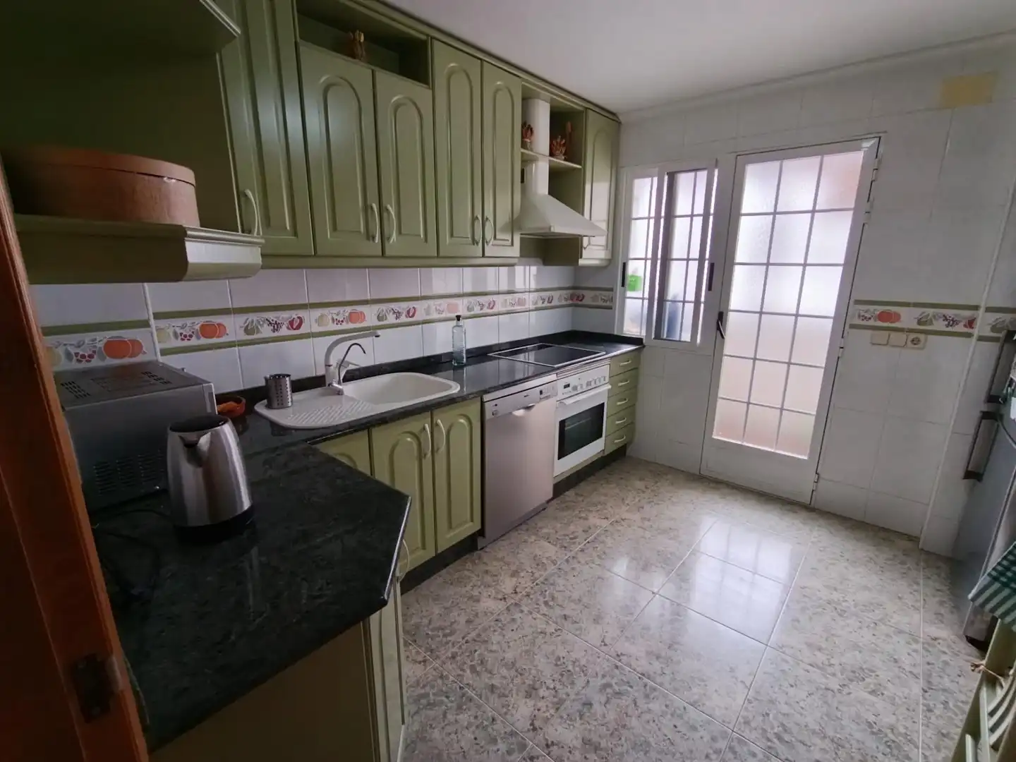 Kitchen of Flat for rent in Albacete  with Air Conditioner, Heating and Parquet flooring