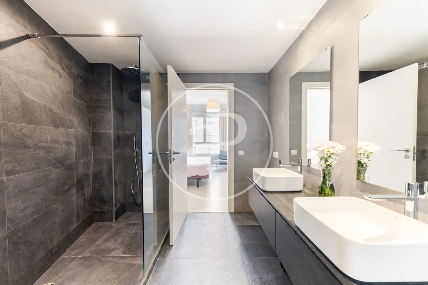 Baño de Piso en venta en  Palma de Mallorca con Aire acondicionado, Calefacción y Terraza