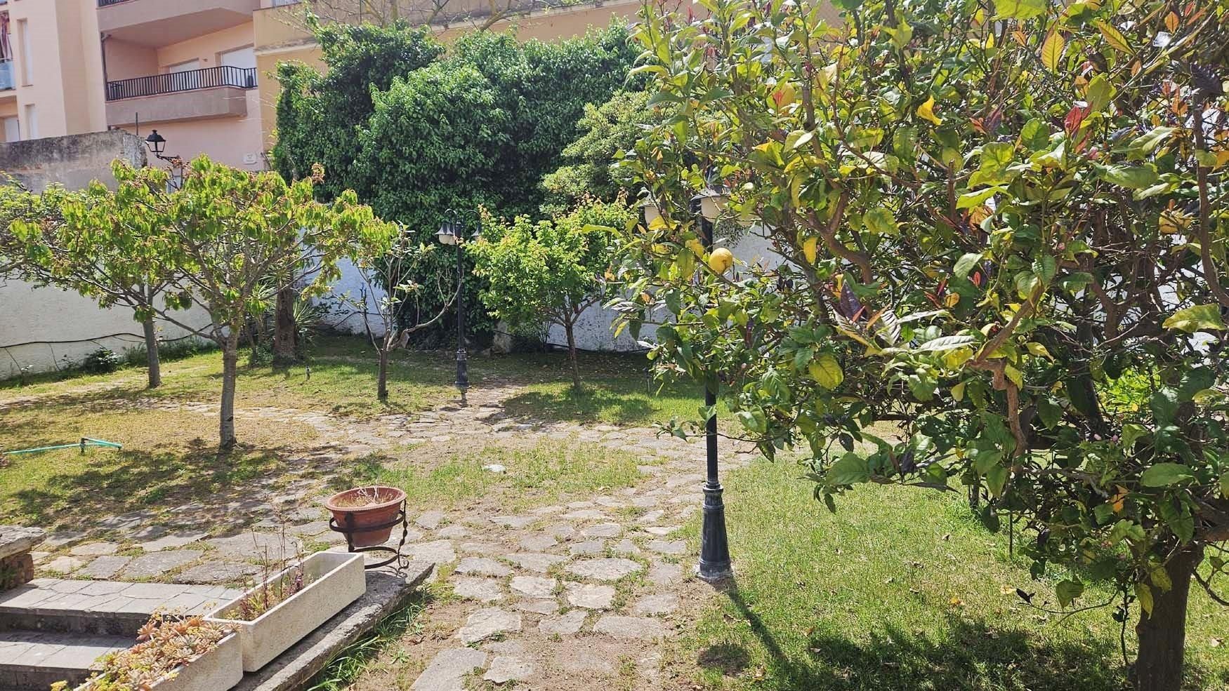 Jardí de Casa o xalet en venda en Sant Feliu de Guíxols amb Calefacció, Jardí privat i Terrassa