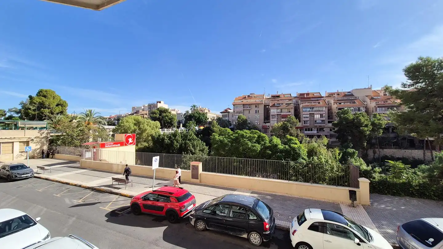 Außenansicht von Geschaftsraum zur Miete in Elche / Elx
