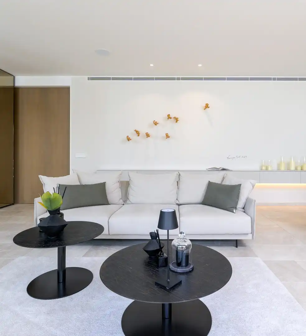 Wohnzimmer von Erdgeschoss zum Verkauf in  Palma de Mallorca mit Klimaanlage, Heizung und Privatgarten