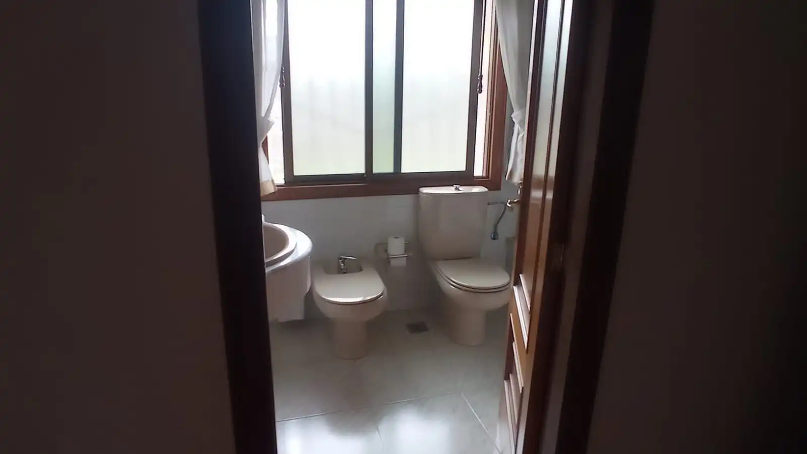 Baño de Casa o chalet en venta en Vigo  con Calefacción, Jardín privado y Parquet