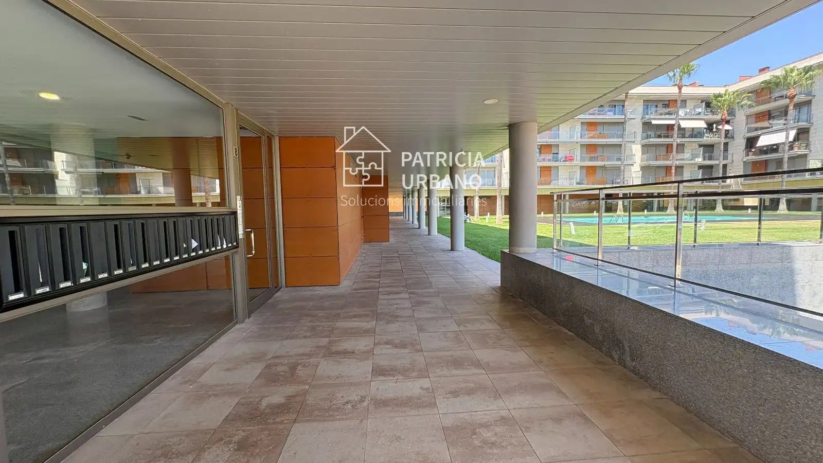 Terrasse von Wohnungen zum Verkauf in Cambrils mit Klimaanlage, Heizung und Terrasse