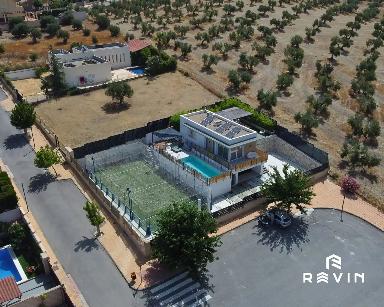 Piscina de Casa o chalet en venta en La Guardia de Jaén con Aire acondicionado, Calefacción y Jardín privado