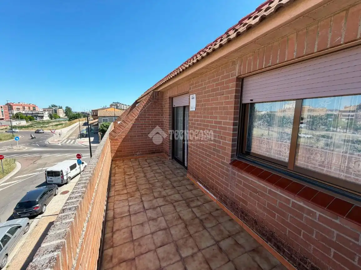 Terrace of Detached homes for sale in Zaragoza  with Heating and Community pool