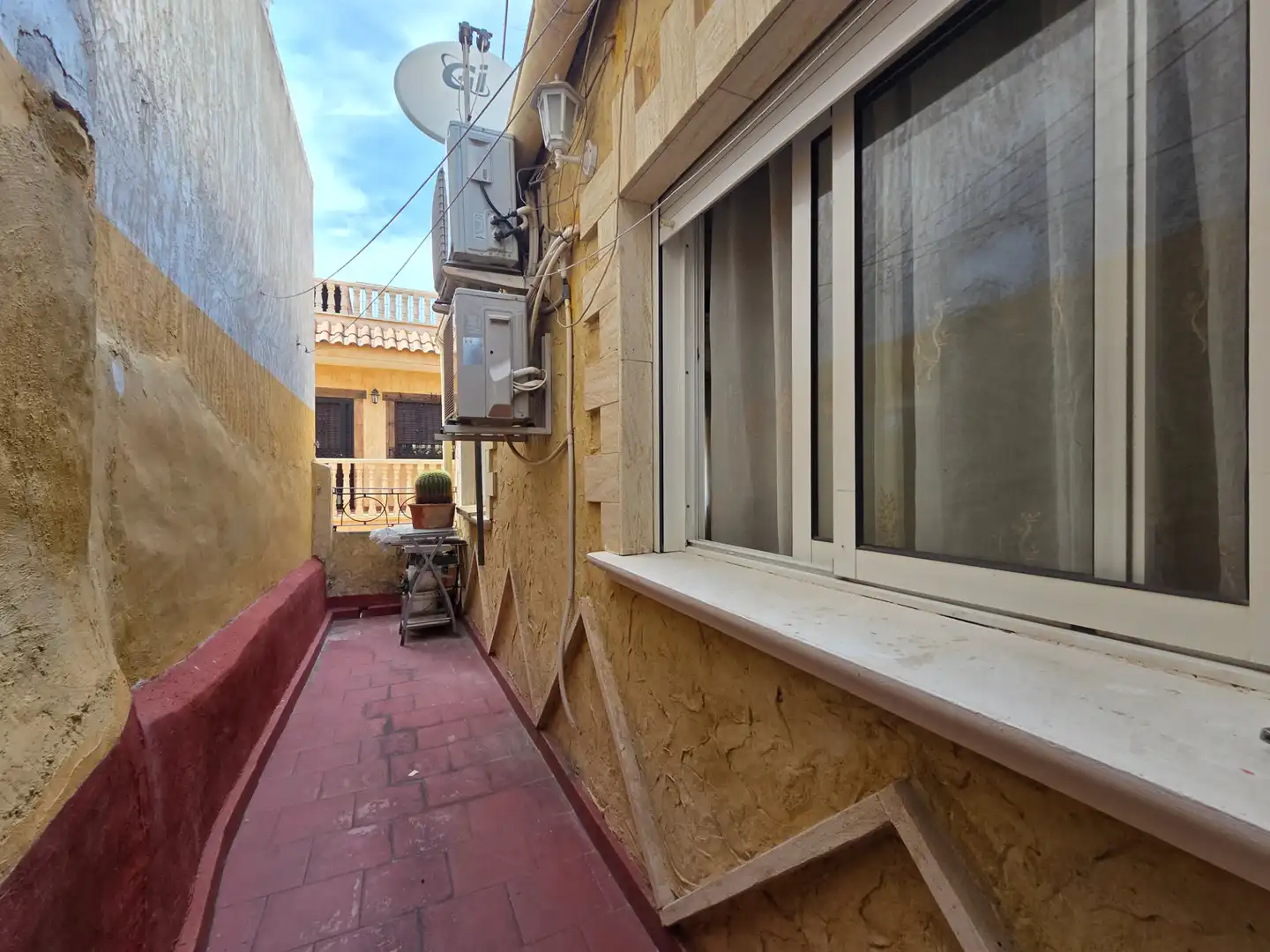Terrassa de Casa adosada en venda en Orihuela amb Moblat i Internet