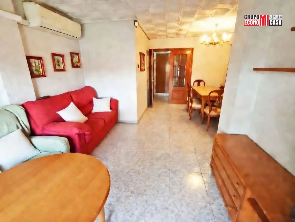 Flat for sale in Santiago el Mayor