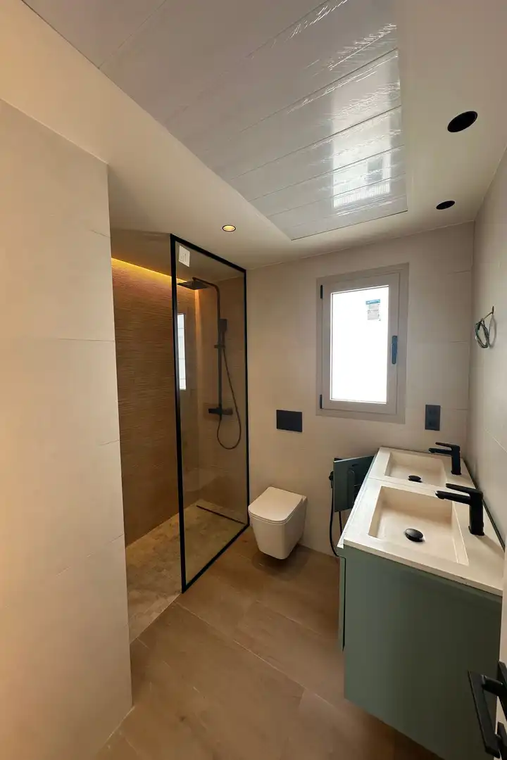 Bathroom of Houses for sale in Málaga  with Terrace and Balcony