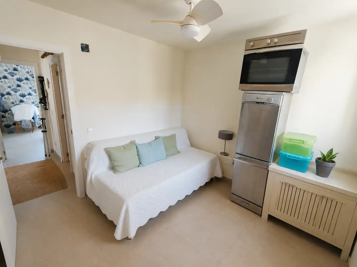 Habitación de Piso en venta en El Campello con Terraza, Lavadora y Piscina comunitaria
