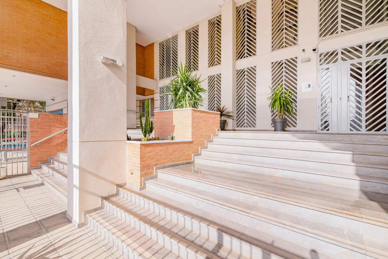 Flat for rent in Avda. Federico Garcia Lorca - Nueva Estación Autobuses
