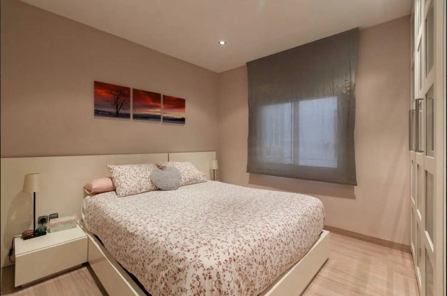 Flat with terrace for sale in Avenida CORTS CATALANES, imagen 11