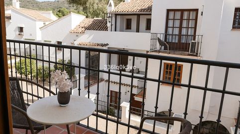 Dúplex con Gran Terraza y Potencial de Reforma en La Pacheca, Benahavís