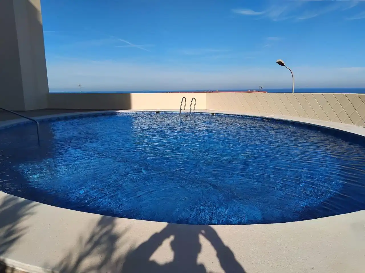 Apartamento con terraza en venta en Carrer Azahar, imagen 3