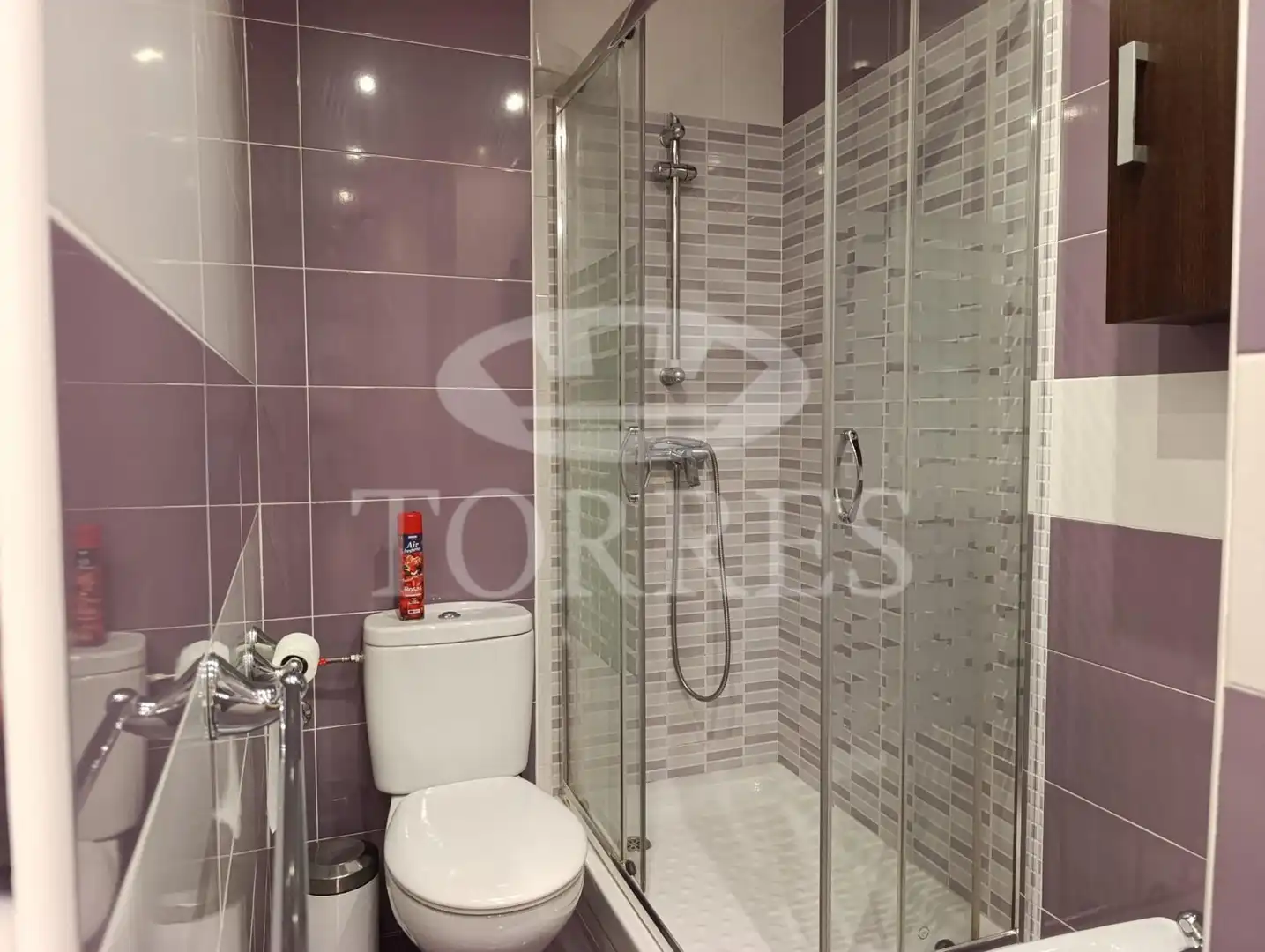 Bathroom of Flat for sale in Málaga  with Air Conditioner