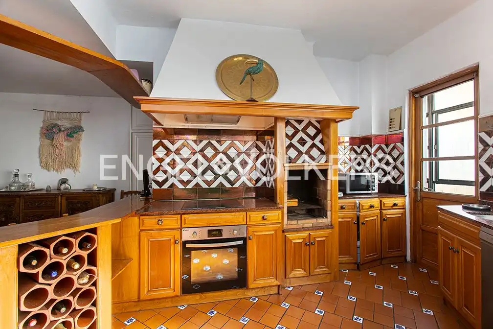Cocina de Piso en venta en Gijón  con Calefacción